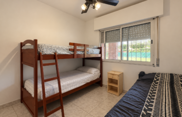 Casa en Funes al 400, Roldán