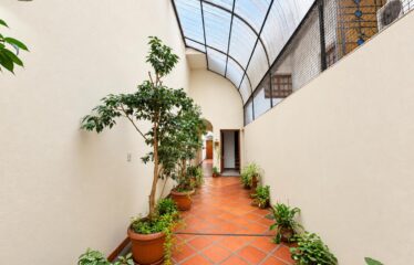 Departamento de pasillo en España al 900