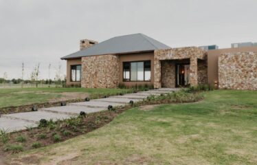 Terreno en La Finca I, Funes