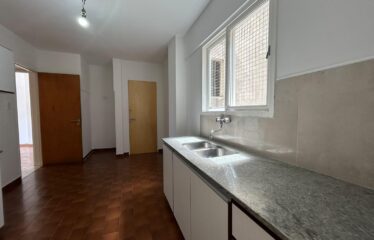 Departamento en Zeballos al 100
