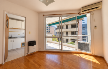 Departamento en Brown al 2000